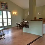 Chateau Pech-celeyran Salles-dʼAude