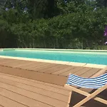 Chateau Pech-celeyran Salles-dʼAude