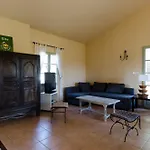 Chateau Pech-celeyran Salles-dʼAude