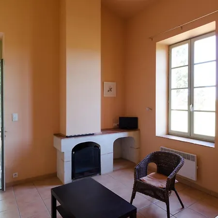 佩赫-塞莱朗城堡住宿加早餐旅馆 Salles-dʼAude