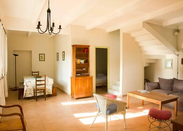 Chateau Pech-celeyran Feriehus *